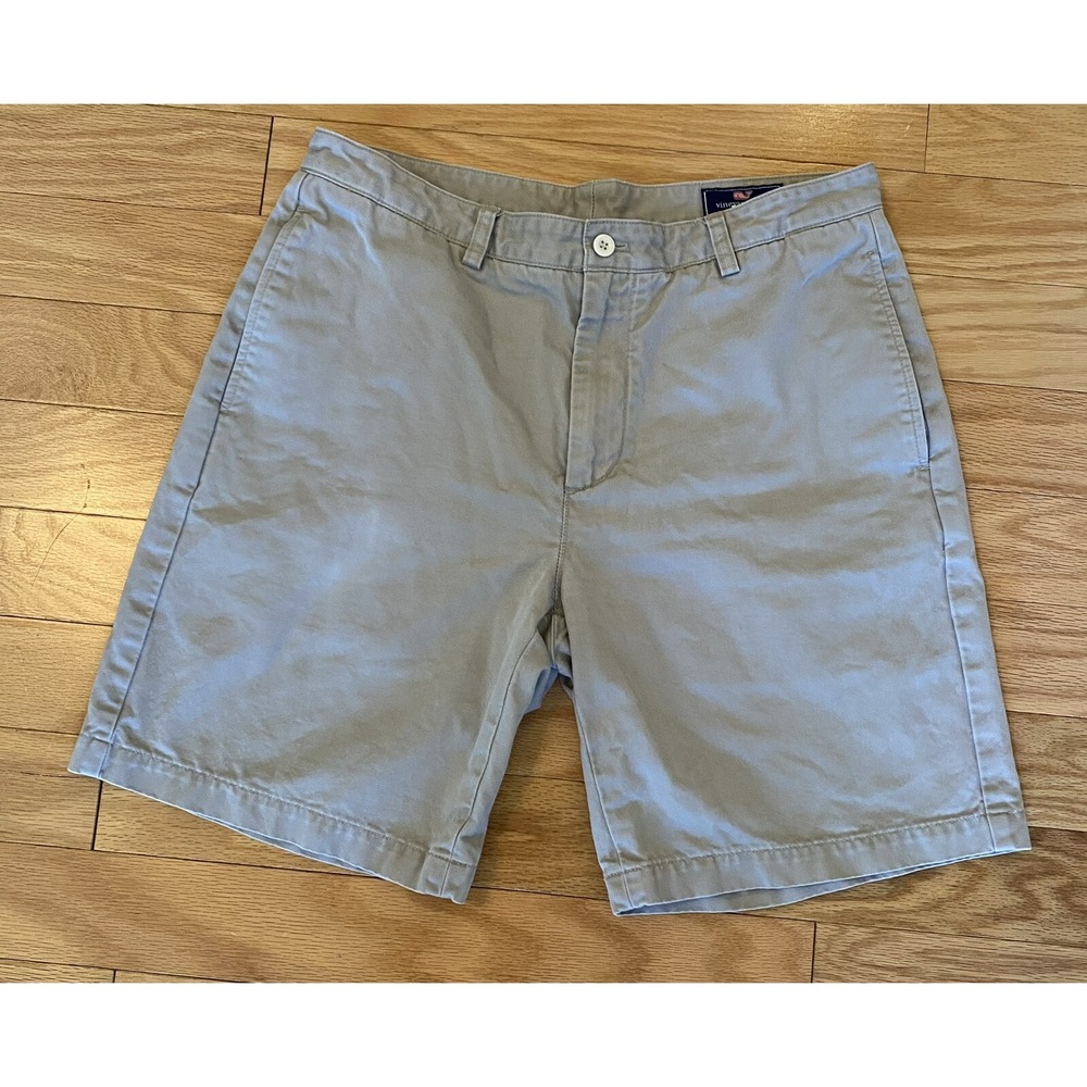Vineyard Vines Khaki Flat Front Club Short Men's size 33 Cotton Casual Golf